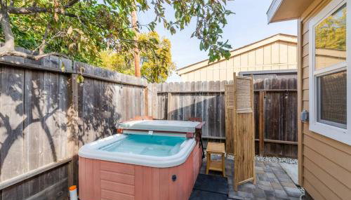 Modern Guesthouse w Private Patio and Hot Tub - Foto 3