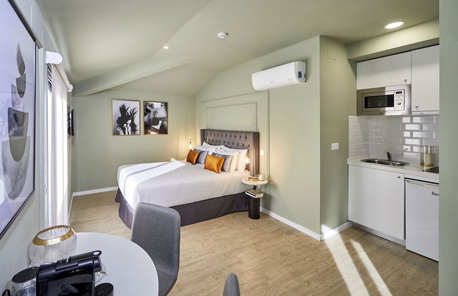 L&H La Latina - Photo 13