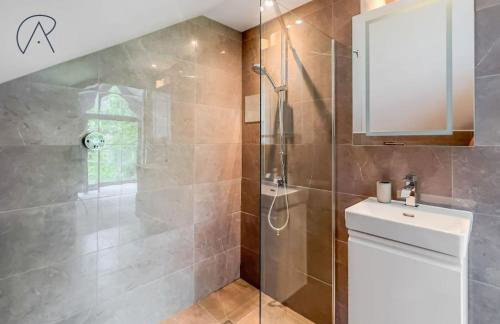 Dorney Barn, Close To Windsor Legoland - Photo 15