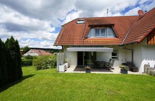 Ferienwohnung mit gemütlicher Terrasse im Nordschwarzwald - Foto 4