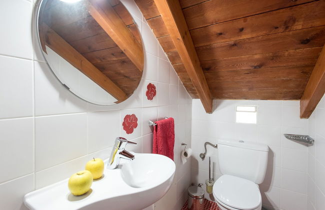 Thomis Beach Family Home Near the Sea - Photo 18