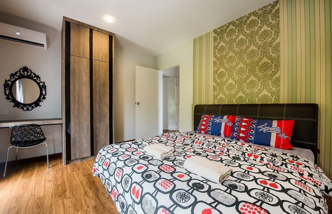 New Corner Shamrock Beach Villas Seaview - Photo 11