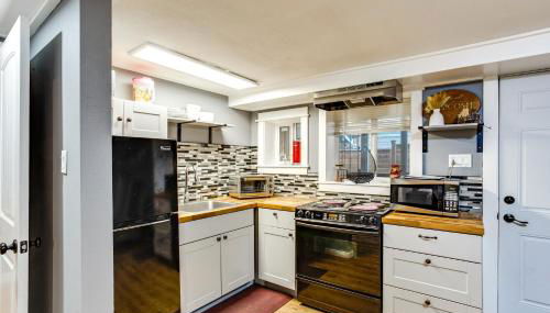 3 Mi to Puget Sound Lakefront Gem with Patio! - Foto 4