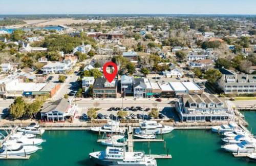 Why Knot Getaway…Rooftop with WaterView! Unit E - Foto 38