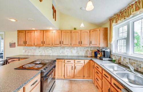 Scenic Views Spacious Webster Lake House! - Foto 11