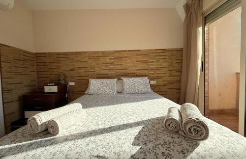 Encantador Ático a 2,6 km de la Playa - Foto 28