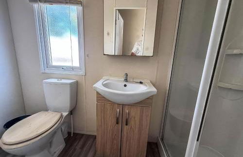 Stunning 8 Berth Caravan With Decking And Unlimited Wi-Fi, Ref 71012P - Foto 18