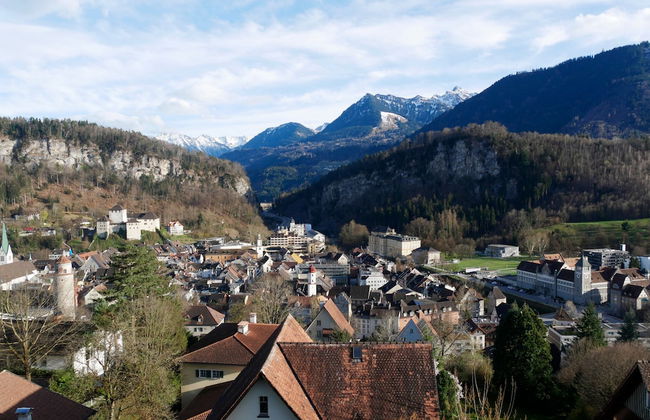 Apartment - Sleeps 3 - Balcony - Garden - Foto 9