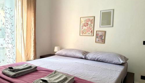 Appartamento per 5 persone su una scalinata storica a 9 minuti a piedi dalla stazione e 12 dal centro - Vista sui tetti della città - Zona collinare residenziale - Foto 2, towels