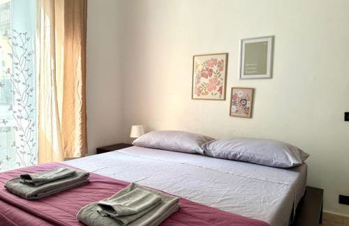 Appartamento per 5 persone su una scalinata storica a 9 minuti a piedi dalla stazione e 12 dal centro - Vista sui tetti della città - Zona collinare residenziale - Foto 2