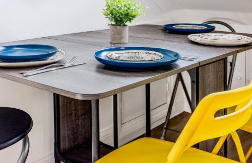 Cosy flat with free parking near London hotspots - Foto 13