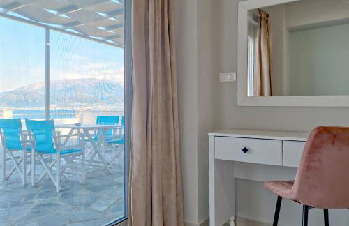 Epipleon Luxury Suites -106- Δωμάτιο 40τμ με βεράντα 45τμ μπροστά στην θάλασσα - Photo 6