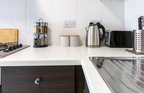 Lovely 2 Bedroom 2 Bathroom Apartment with Parking - Foto 6