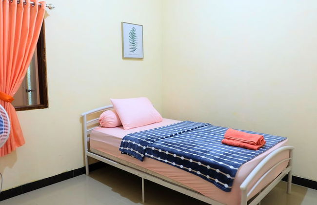 Alesya Homestay Syariah - Foto 3