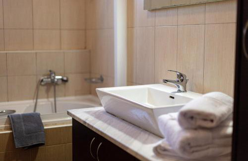 Villa Elides Countryside Retreat with Private Pool - Foto 12