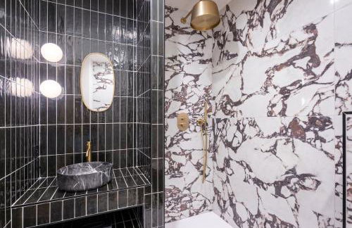 Studio Élégant-Une Escapade Raffinée en Plein Cœur de la Ville - Photo 4