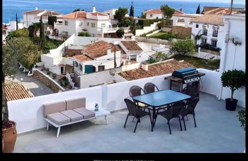 Modern Villa + Infinity Pool. Best views in Nerja! - Foto 38