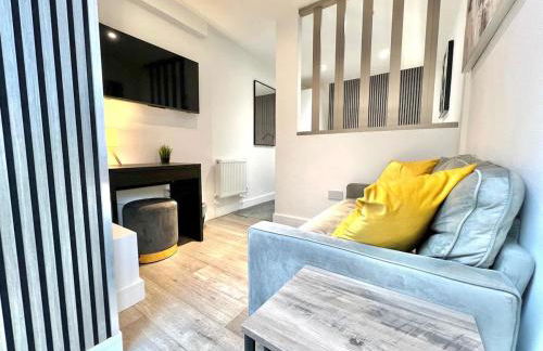 Yastayzzz at Studio 3 Bransford Road - Foto 11