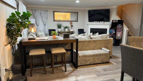 ThrillStay Braves & Six Flags Family House - Foto 2