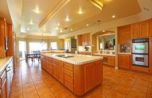 Lakeside Mansion Waterfront 34 beds Boat ramp - Foto 71