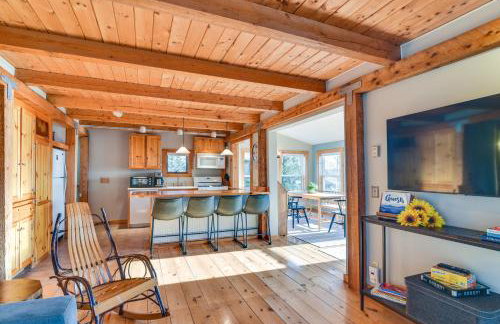 Oceanside Bass Harbor Home with Peaceful Deck! - Foto 4