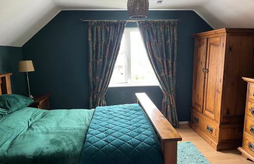 Comfortable and Convenient 4 Bedroom Home - Foto 20