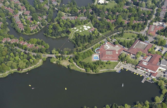 Luxurious Villa With Hot Tub and Sauna - Photo 31