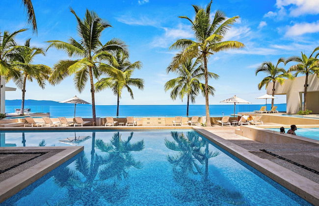 Stunning Beachfront Condo - Sea Views - Foto 28