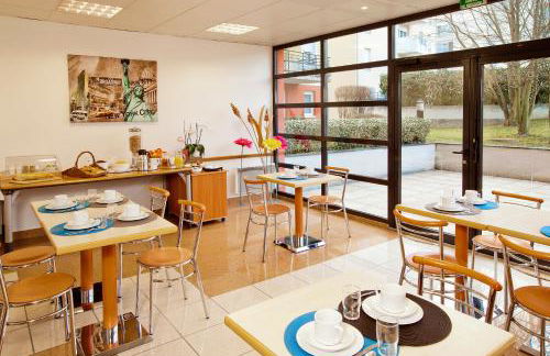 Séjours & Affaires Genève Saint Genis - Foto 4