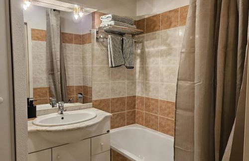 T2 neuf - centre - Parking supp - Foto 10