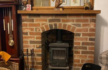 Charming and Cosy Country Cottage with Log Burner - Foto 49
