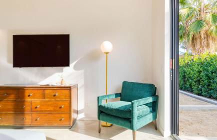 Blackhaus Suites by AvantStay – Modern Comfort in Downtown Palm Springs - Foto 38