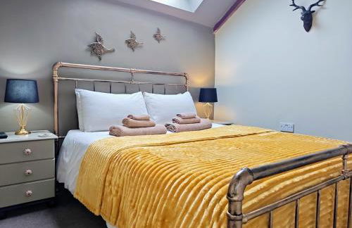 Cosy barn on rural smallholding with alpacas, goats & pigs - Foto 21