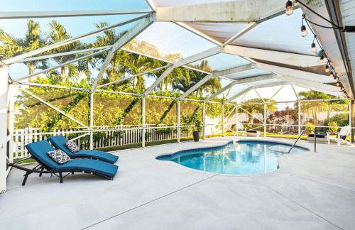 Heated PoolFire PitOutdoor KitchenCorn Hole - Foto 34