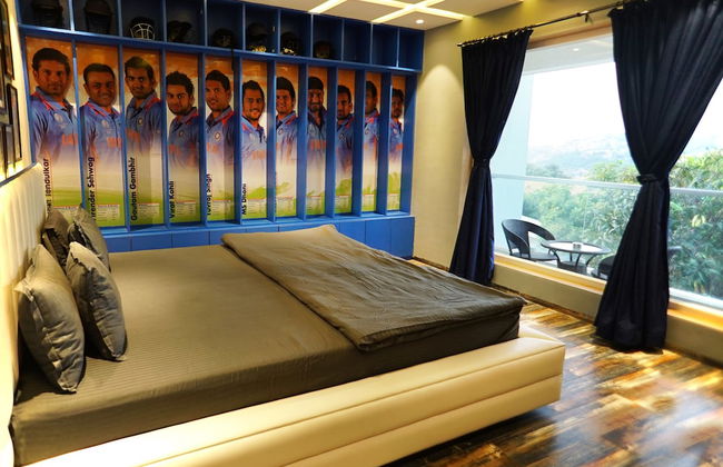 Sports Bar Villa by Shiloh Stays - Photo 5