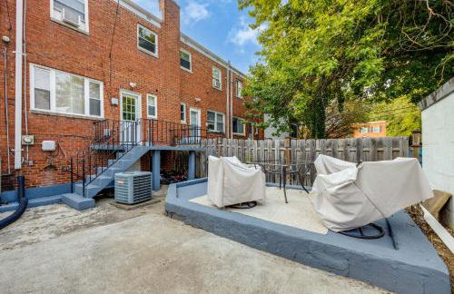 --Free Parking & 2 King Beds -- Vintage Retreat -- Floyd's Freedom - Foto 29