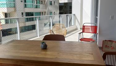 Apartamento NOvo na Praia do Morro Temporada Wi-Fi, Vista Mar, garagem, varanda grande - Foto 2