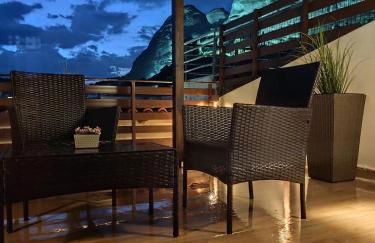 Meteora Gold and Glass Loft - Foto 20