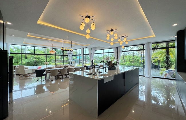 Huge Pool Villa with Private Lake - Foto 11