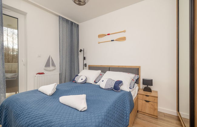 Coast Apartment With Balcony by Renters - Photo 5