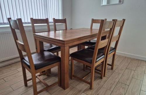 5 bedroom house - Cheshire Oaks - Foto 9