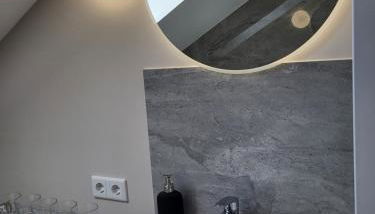 Fredi Apartment, moderne ruhige Wohnung, nur 4 km von der A2 - Foto 5