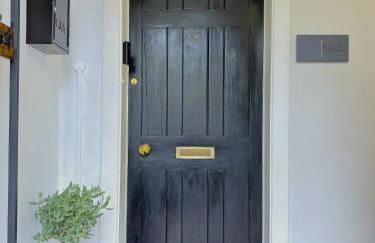 St Johns Jailhouse by the Castle - Photo 39