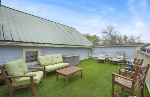 Artist Apartment - Idyllic villa steps from Town & the waterfront! - Foto 26