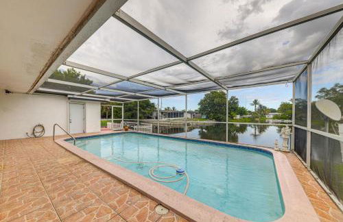 Canal-Front Gem with Pool 3 Mi to Hard Rock Stadium - Foto 1