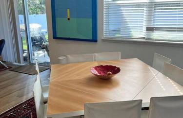 Beach Lovers New House! 10 min to beach - 6 guests - Foto 5