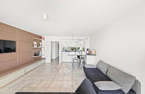 Au bout de la rue la Mer- T3 Jardin Piscine PARKING WIFI BY HC - Foto 12