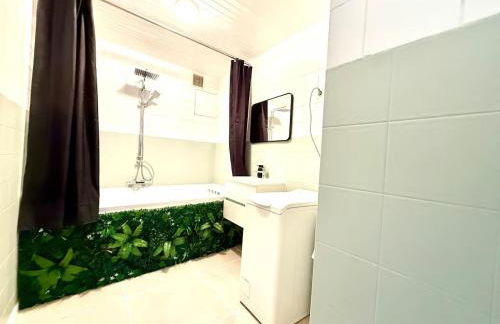 Balneo & Ciné - Jungle Touch - Direct Genève - Gare Bellegarde - Foto 14