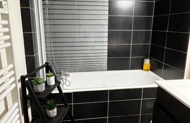 La Villa Louana 2 Charme de l'ancien au cœur de ville - Foto 26