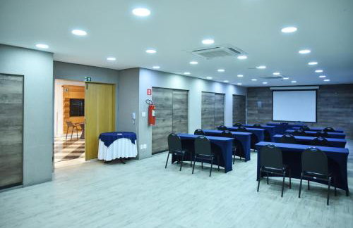 Plaza Inn Small Town Flat - Foto 90